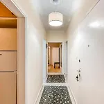 Apartment Grand Next To Center 3bd 110sqm *