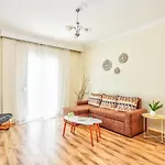 Grand Next To Center 3bd 110sqm