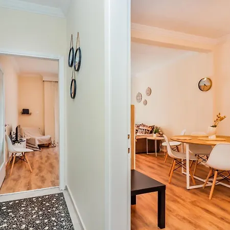 Grand Next To Center 3bd 110sqm * Salonicco