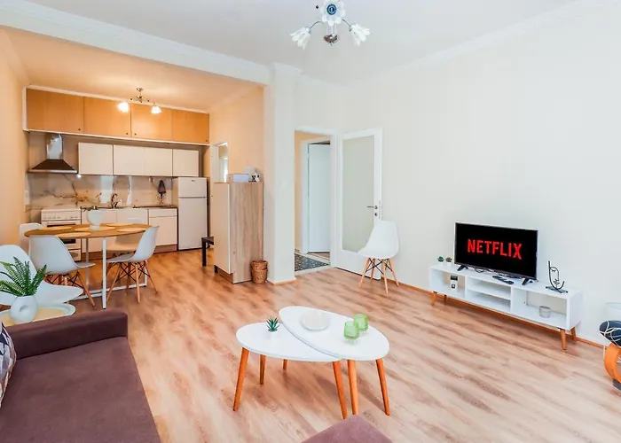 Grand Next To Center 3bd 110sqm * Thessaloníki