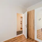 Grand Next To Center 3bd 110sqm Apartamento *