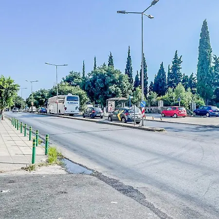 Grand Next To Center 3bd 110sqm Apartmán *