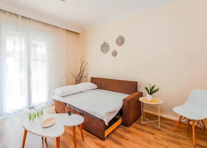 Grand Next To Center 3bd 110sqm Apartmán