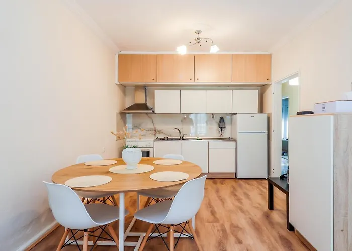 公寓 Grand Next To Center 3bd 110sqm *