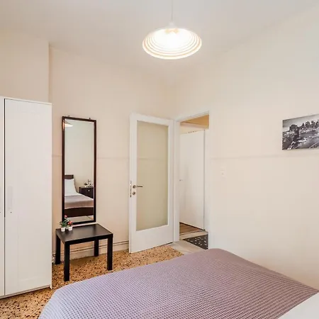 Grand Next To Center 3bd 110sqm Salonicco