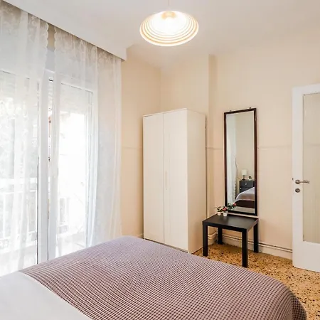 Grand Next To Center 3bd 110sqm * Salonicco