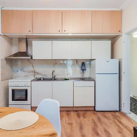 Grand Next To Center 3bd 110sqm Salonicco